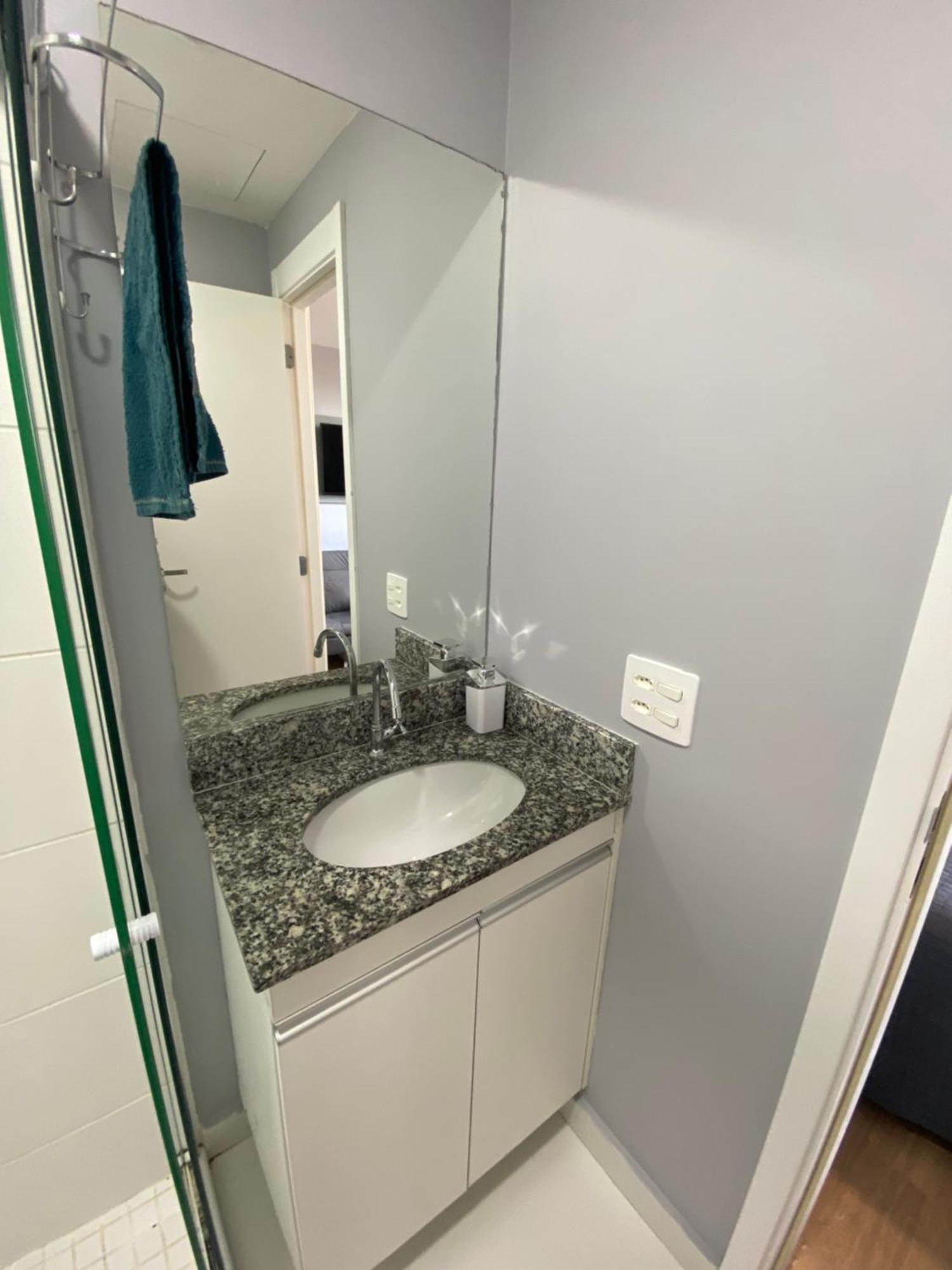 Apartment Excelente Em Frente Ao Metro Bras ! *